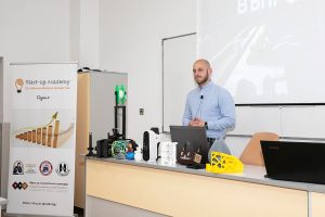 Read more about the article Иновациите бяха фокус на дванадесетото събитие от Start-up Academy – сезон 3